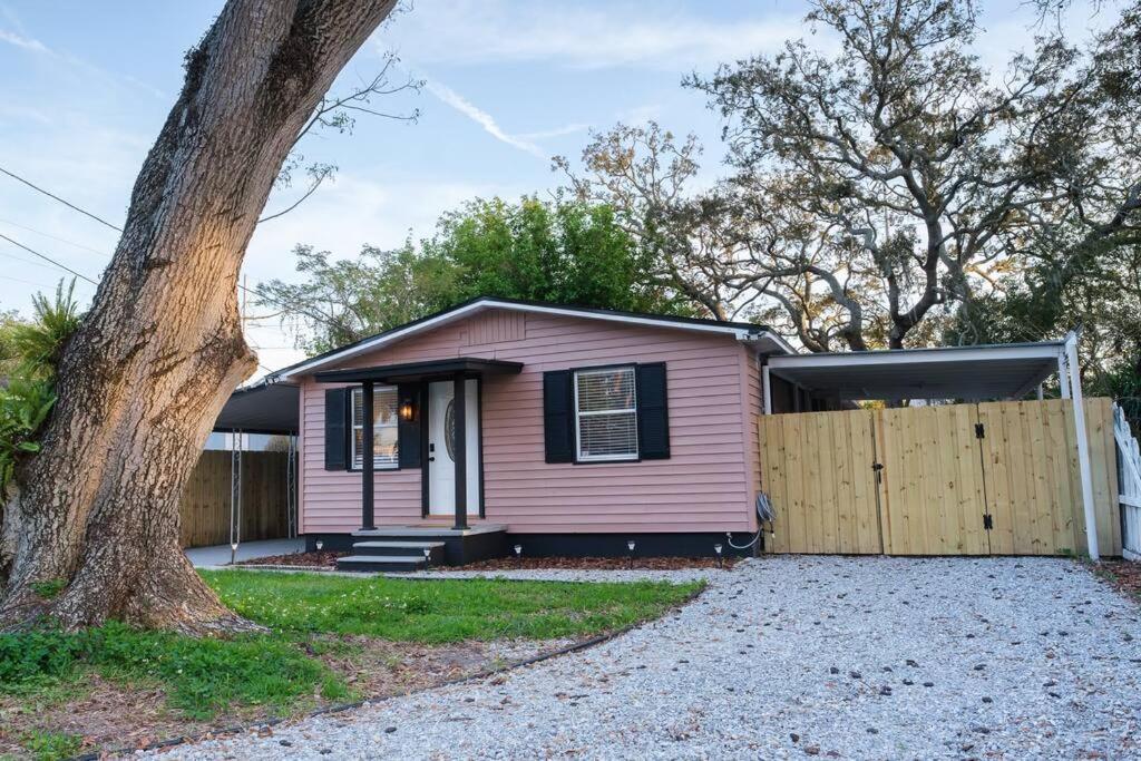 Вілла House Near Tampa Zoo And Busch Gardens, Free High Speed Wifi Екстер'єр фото